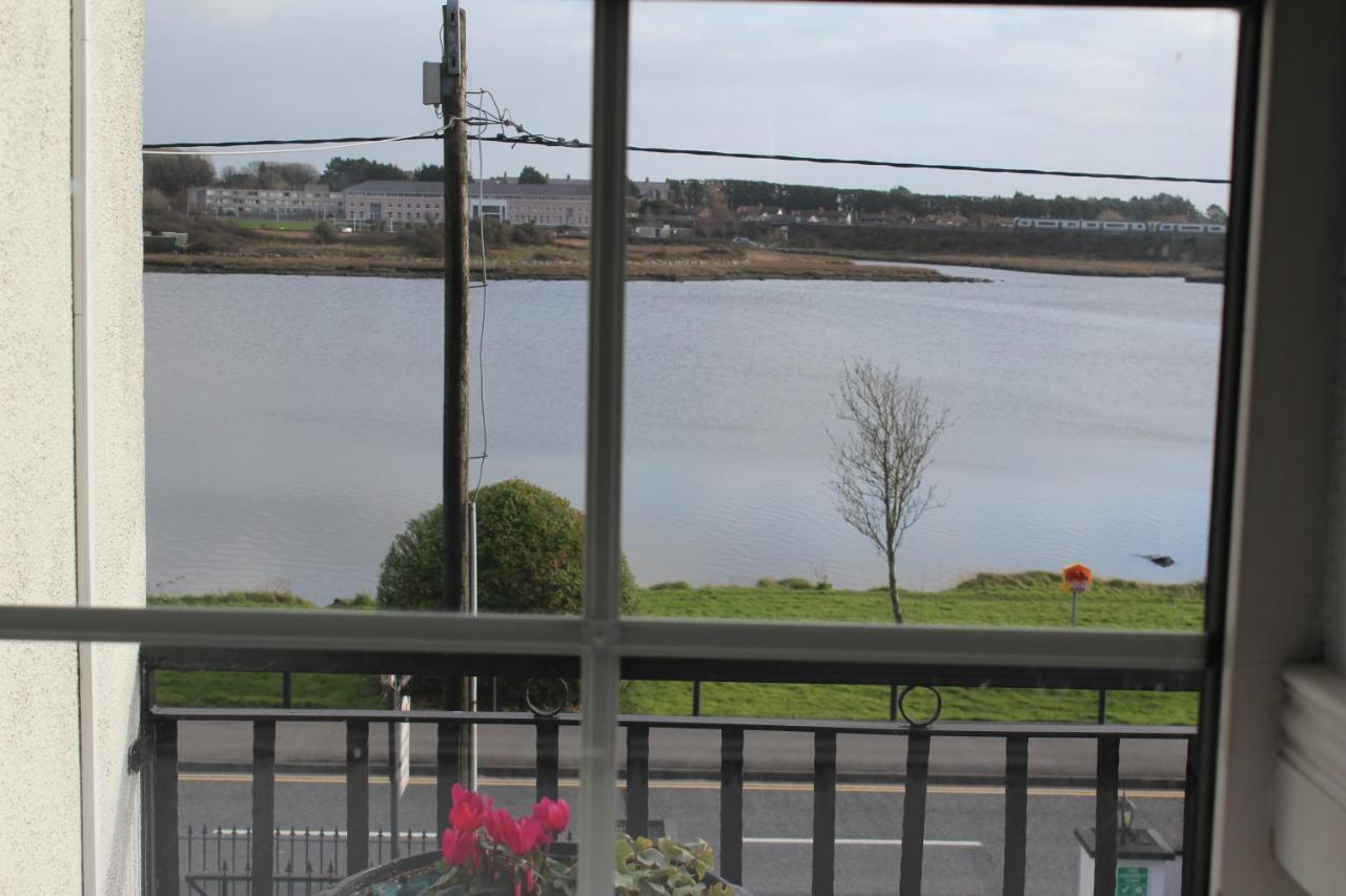Hotel The Light House Galway Esterno foto